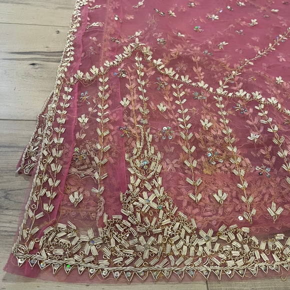 Women’s Indian 3 Piece Pink with Metali Sequin Top & Pants w Matching Wrap-Large - Picture 3 of 15